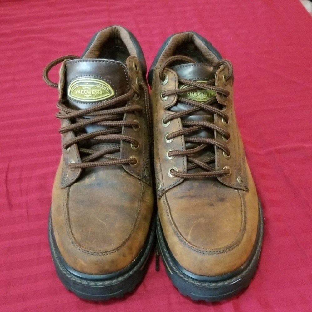 Skechers Mens Lug sole boots